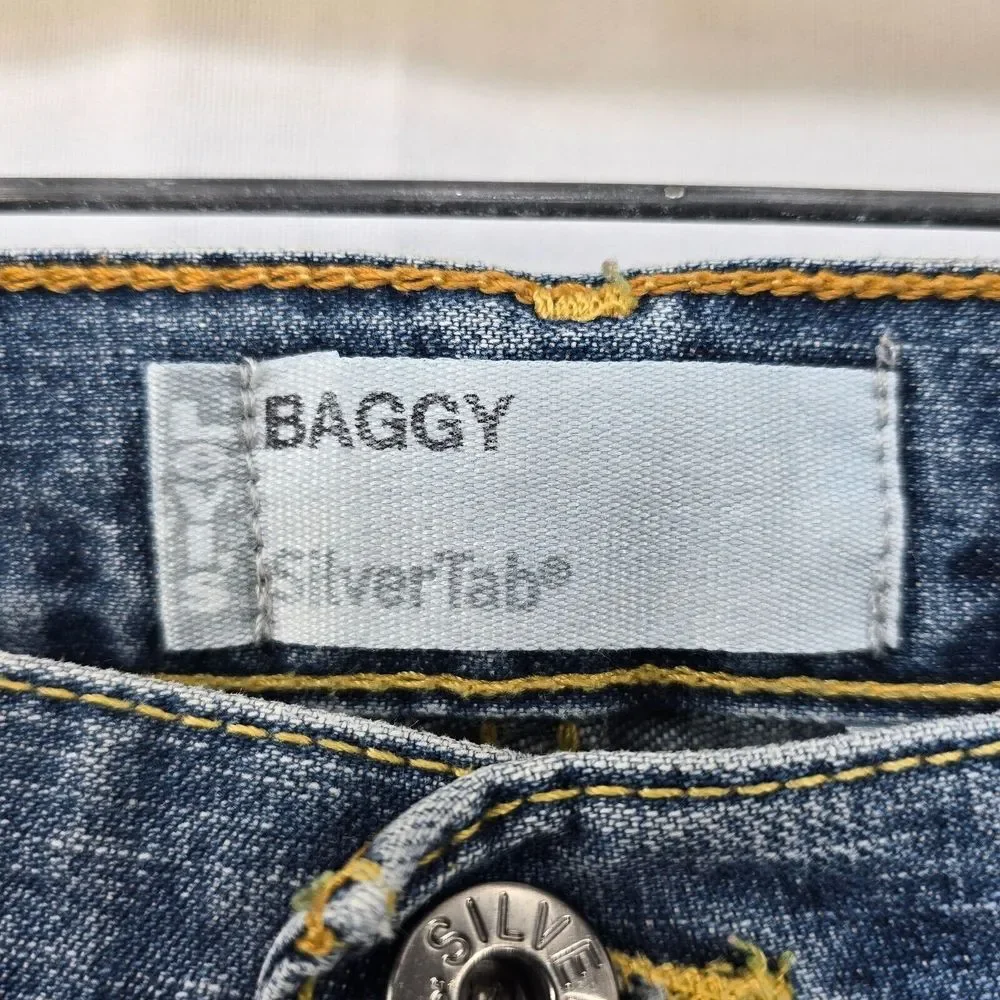 Vintage 90s Levis Silvertab Baggy Jeans Men Size 33x34 Blue Wide Leg Medium Wash